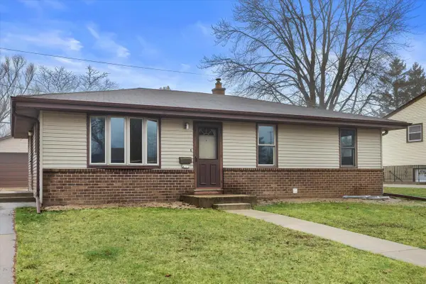 9317 Carol Ann DRIVE, Sturtevant, WI 53177