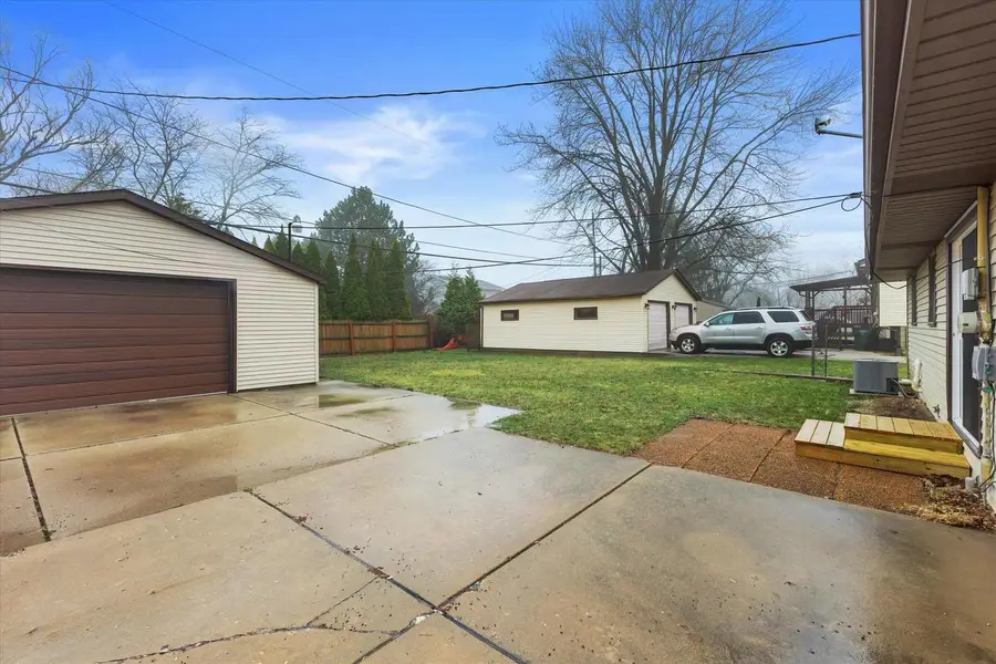 9317 Carol Ann DRIVE, Sturtevant, WI 53177 - #3