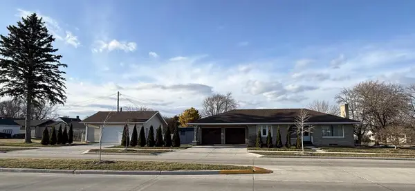 604 Reed AVENUE, Manitowoc, WI 54220