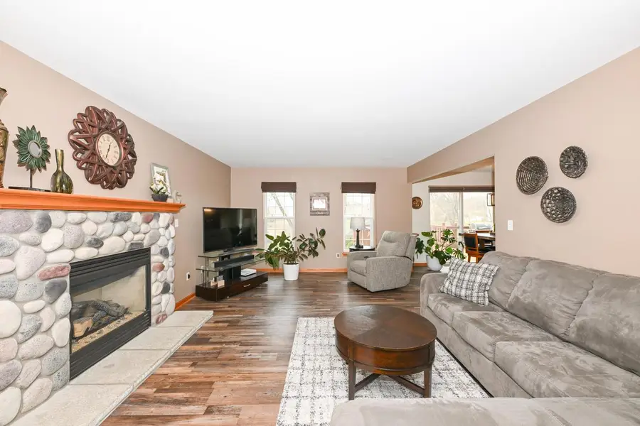 3728 Stillwater CIRCLE, Waukesha, WI 53189 - #2