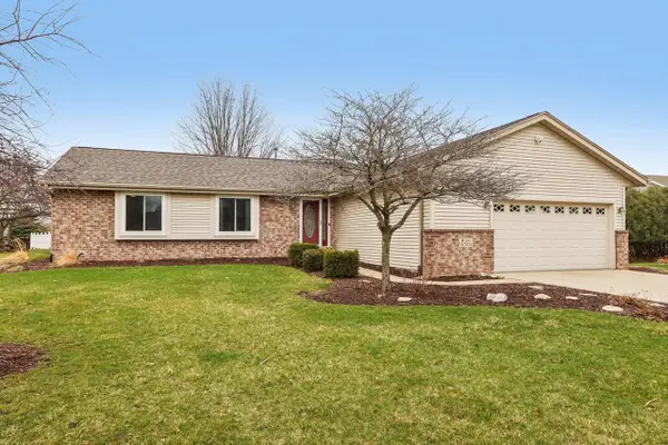 W232N7474 Highview DRIVE, Sussex, WI 53089