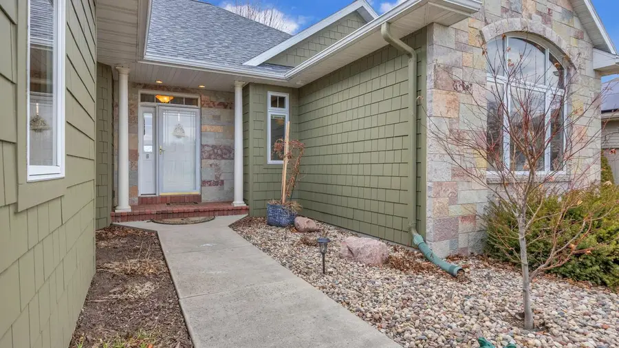 68 Aurora LANE, Fond Du Lac, WI 54935 - #2