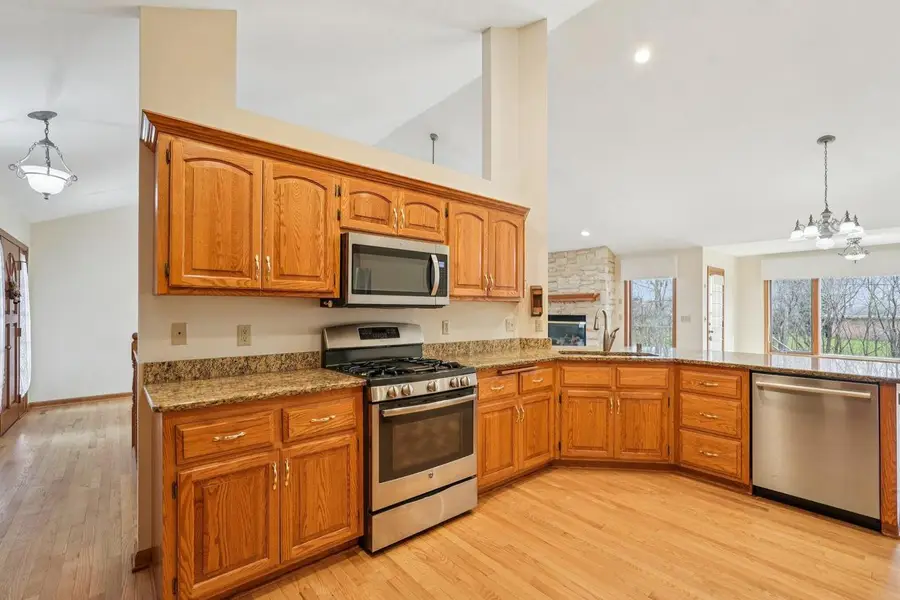 16605 W Sumerland COURT, New Berlin, WI 53151 - #2