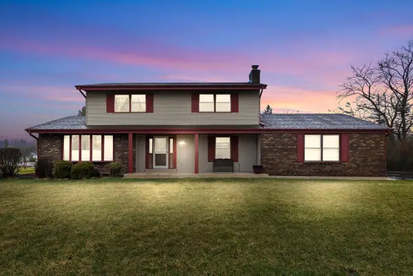 1326 W Zedler LANE, Mequon, WI 53092