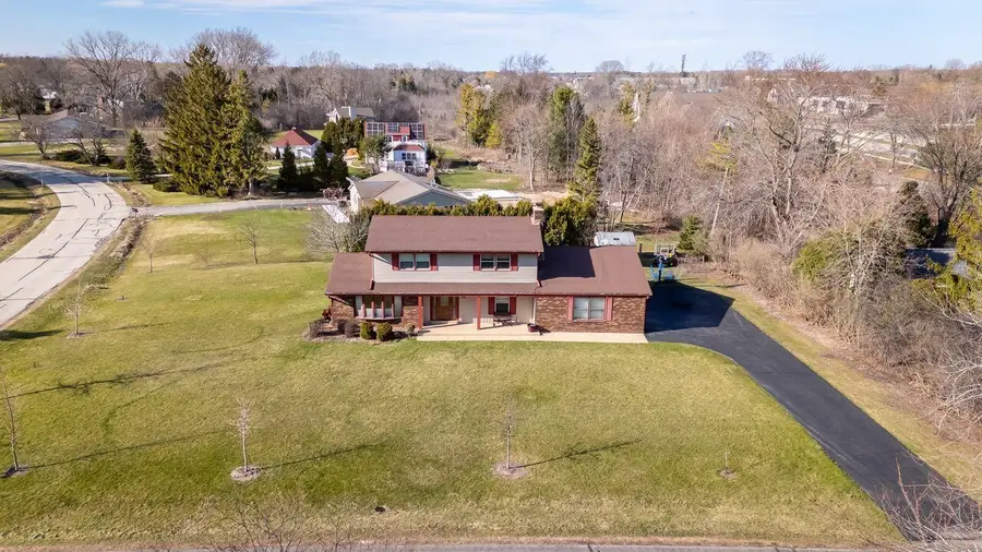 1326 W Zedler LANE, Mequon, WI 53092 - #2