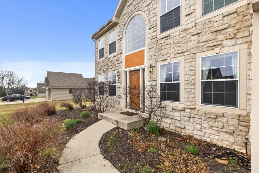 W134N6585 Lilly Creek DRIVE, Menomonee Falls, WI 53051 - #2