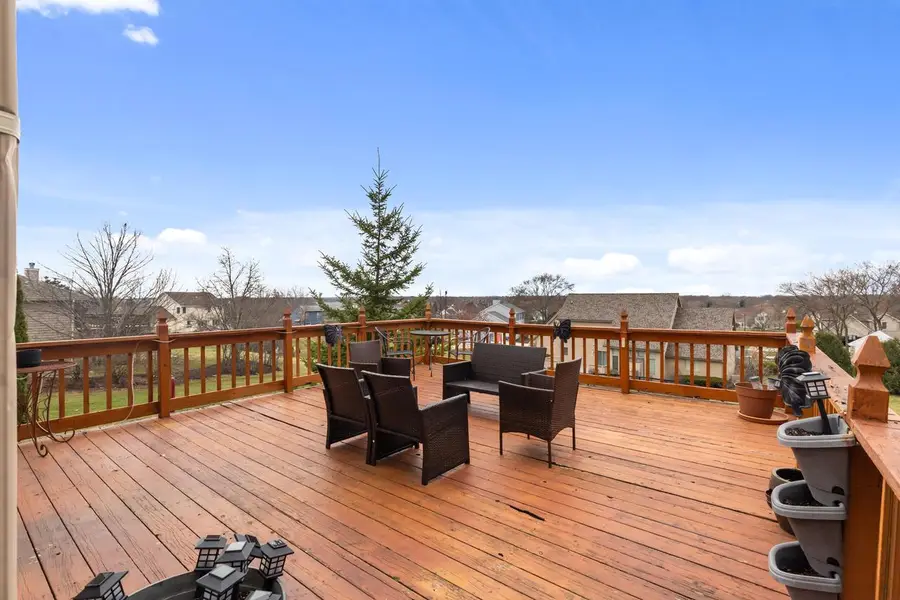 W134N6585 Lilly Creek DRIVE, Menomonee Falls, WI 53051 - #3