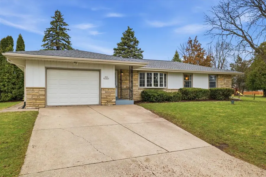 N64W15472 Sunny Dale DRIVE, Menomonee Falls, WI 53051 - #2