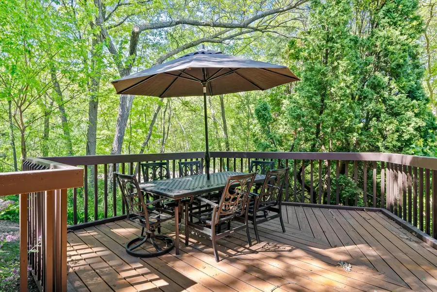 840 Woodland COURT #EE-1, Fontana, WI 53125 - #2