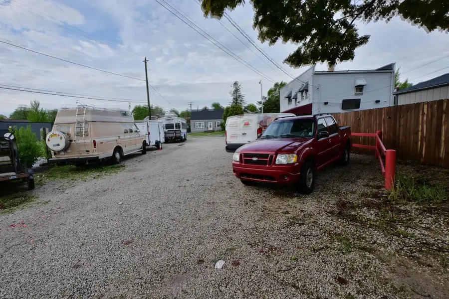 88 W BECHER STREET, West Allis, WI 53227 - #2