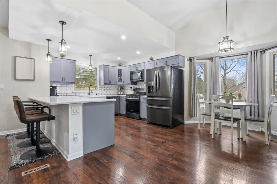 W324S7701 Paul LANE, Mukwonago, WI 53149 - #2