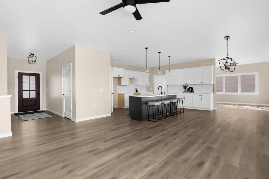 947 Clark LANE, Holmen, WI 54636 - #2