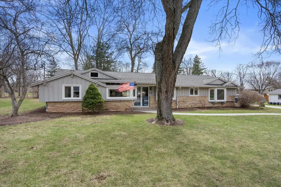 17505 Azure LANE, Brookfield, WI 53045 - #2