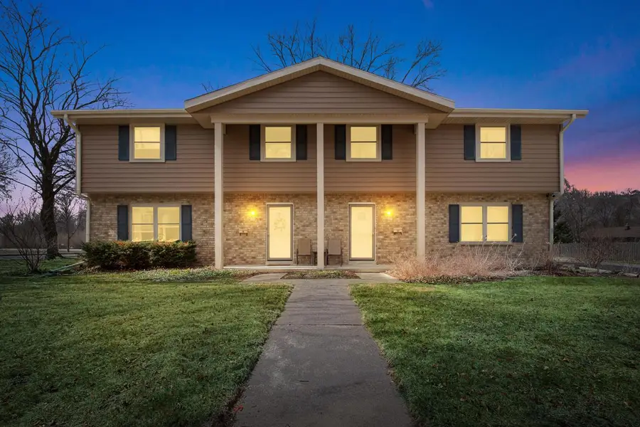 W64N353 Madison AVENUE, Cedarburg, WI 53012 - #2