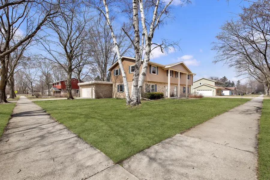 W64N353 Madison AVENUE, Cedarburg, WI 53012 - #3