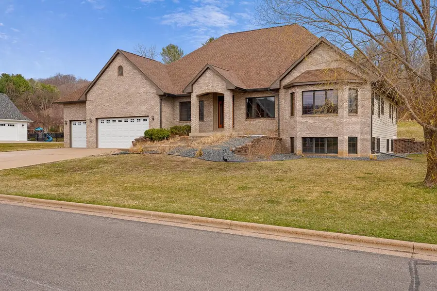 3315 Augusta LANE, Onalaska, WI 54650 - #3