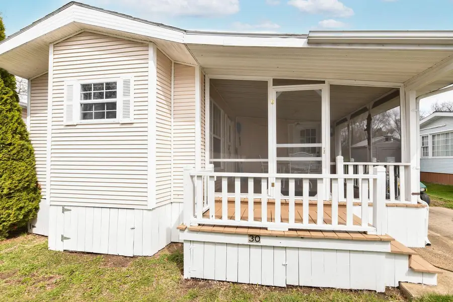 W5229 Surfwood #30, Elkhorn, WI 53121 - #3