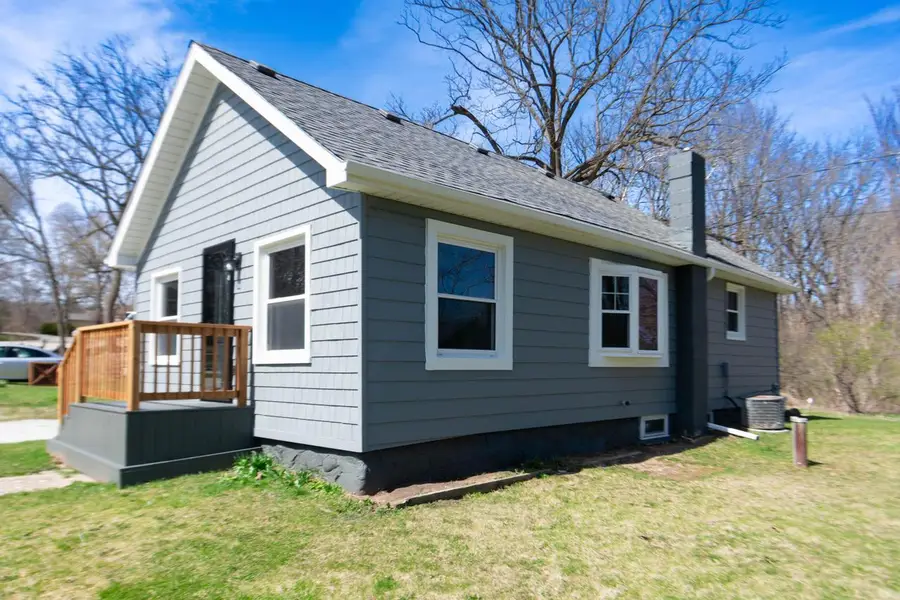 5437 Pleasant View DRIVE, Waterford, WI 53185 - #2