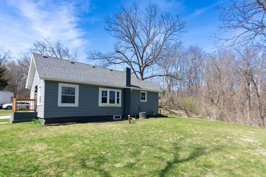 5437 Pleasant View DRIVE, Waterford, WI 53185 - #3