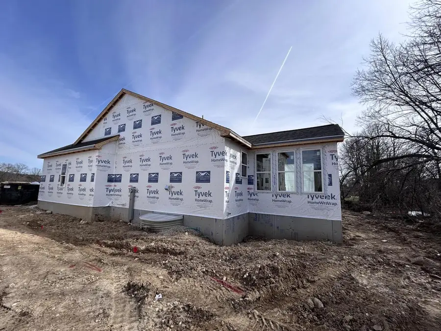 1121 Mt Vernon DRIVE, Hartford, WI 53027 - #3