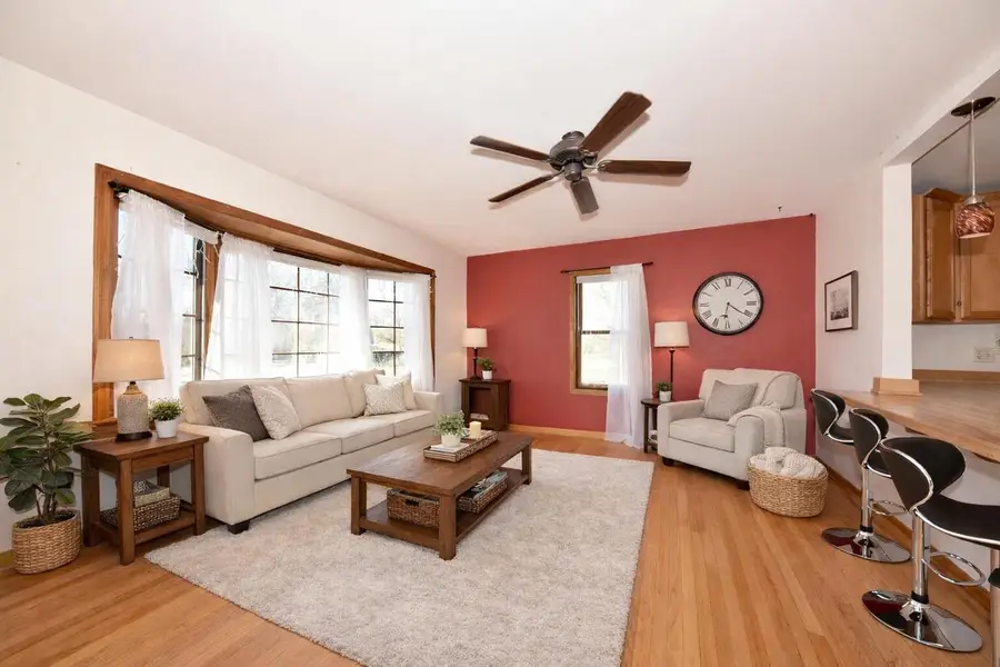 1432 Chestnut STREET, South Milwaukee, WI 53172 - #3