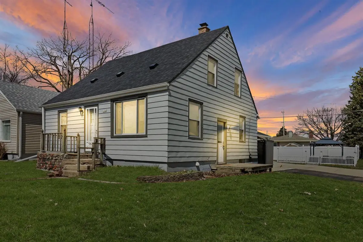 1706 Derby AVENUE, Mount Pleasant, WI 53403 - #1