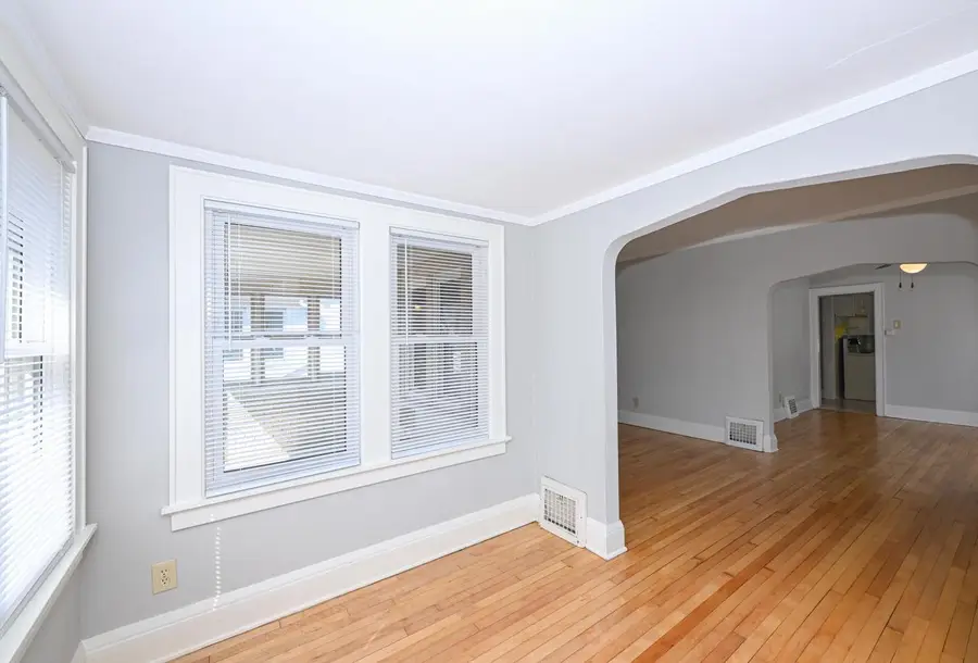 7702 Lorraine PLACE, Milwaukee, WI 53222 - #3
