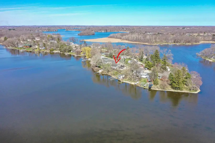 5410 W Peninsula ROAD, Waterford, WI 53185 - #3