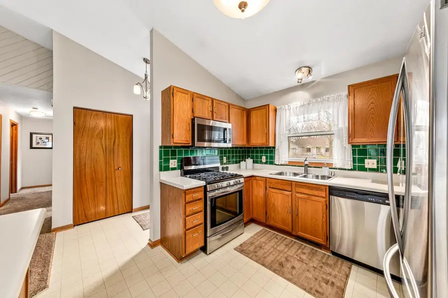 10500 S Jessica DRIVE, Oak Creek, WI 53154 - #2