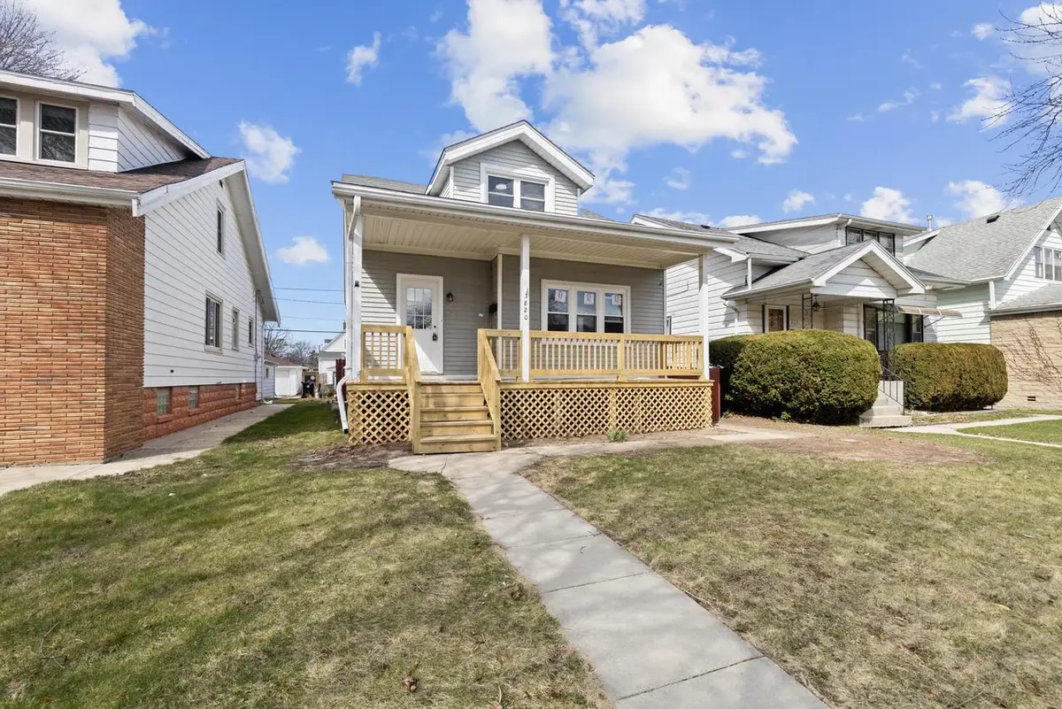 3820 E Munkwitz AVENUE, Cudahy, WI 53110 - #1