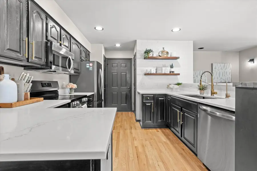 2293 A Circle Ridge, Delafield, WI 53018 - #2