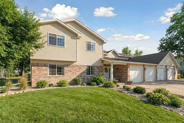 129 S Curtis STREET #1121, Lake Geneva, WI 53147