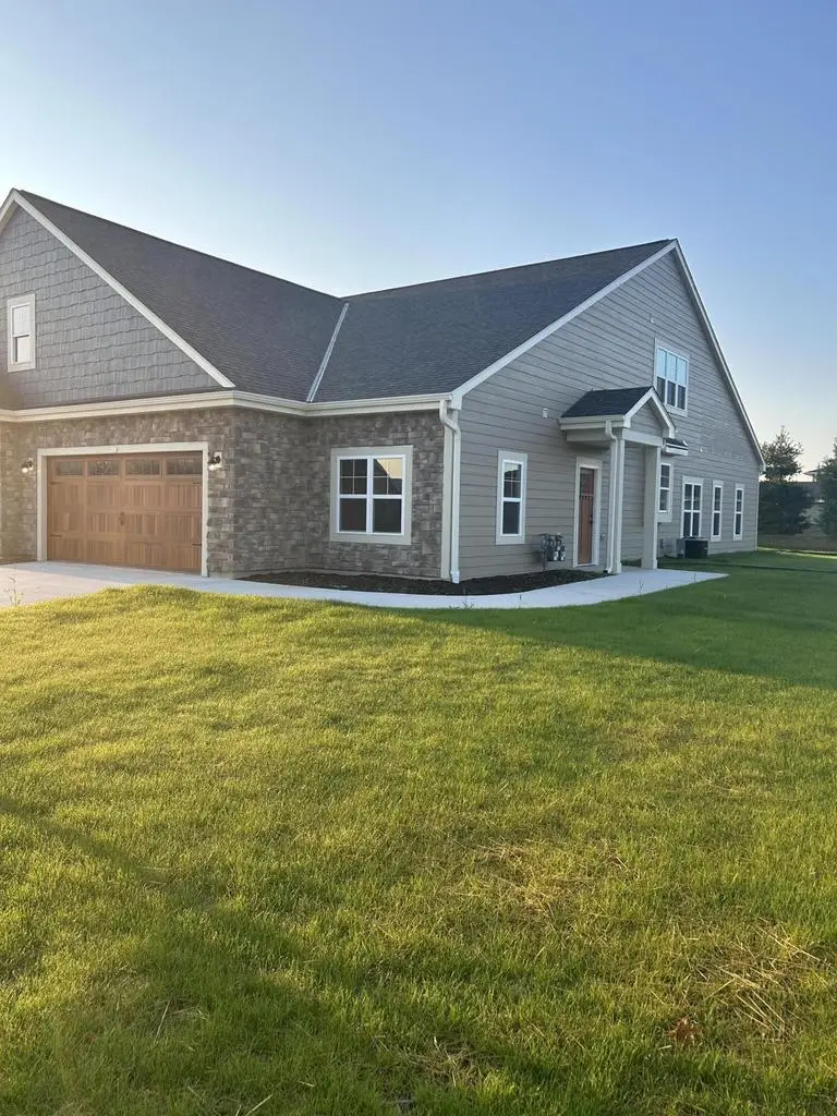 523 Firefly TRAIL #1, Hartford, WI 53027 - #2