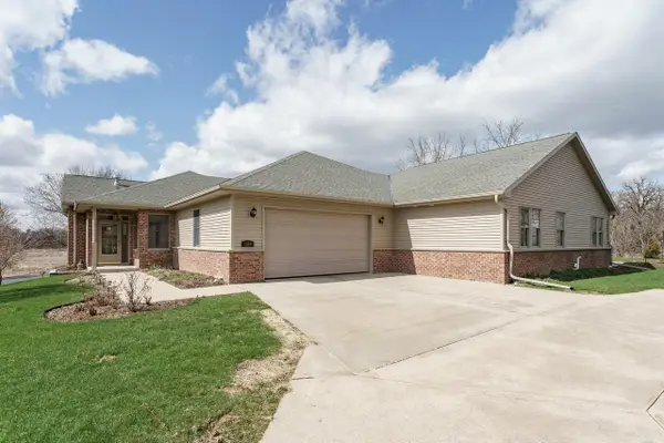 1568 East Gate DRIVE, Watertown, WI 53094