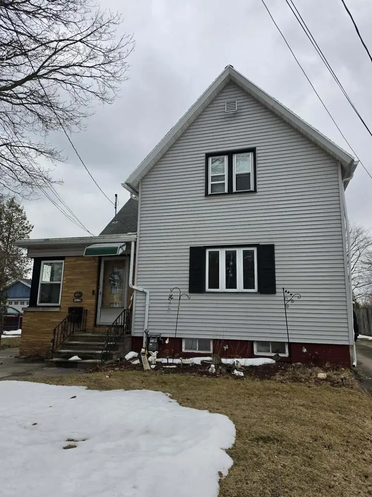 1420 Hawthorne AVENUE, Two Rivers, WI 54241 - #1