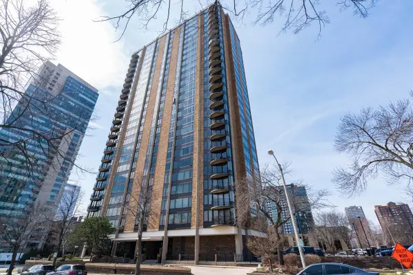 929 Astor STREET #2305, Milwaukee, WI 53202