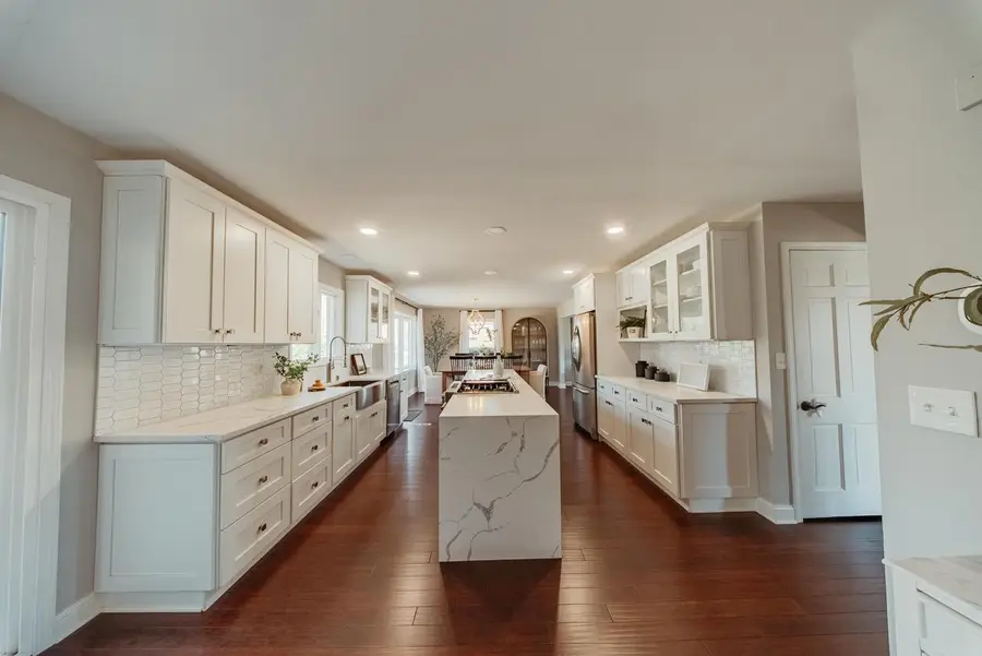 3695 Mary Cliff LANE, Brookfield, WI 53005 - #2