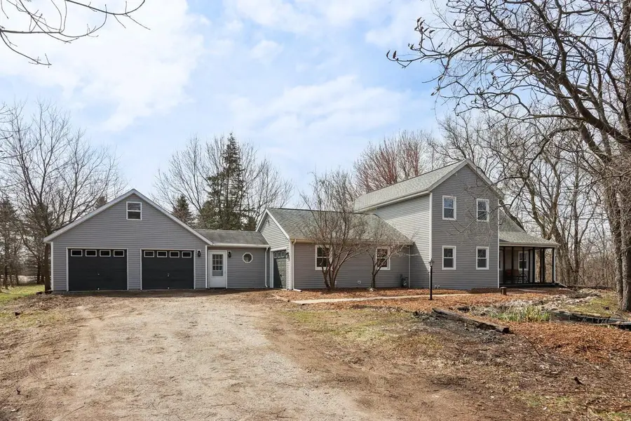 N87W36989 Mapleton ROAD, Oconomowoc, WI 53066 - #3