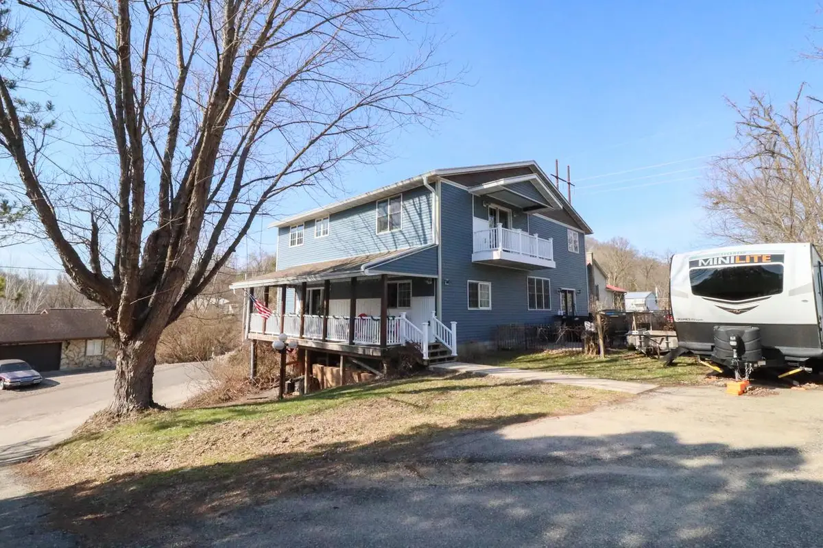 W884 E Mohawk LANE, Stoddard, WI 54658 - #1