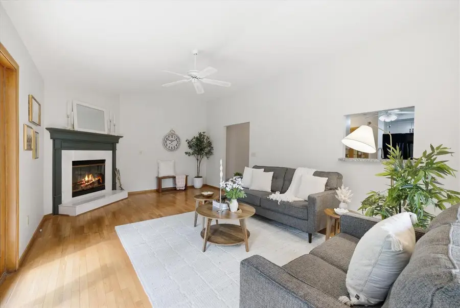 W178N9743 Riversbend CIRCLE W, Germantown, WI 53022 - #3