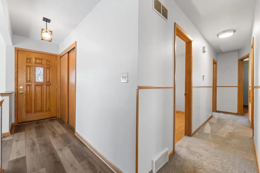 W287N6615 Hibritten WAY, Hartland, WI 53029 - #2