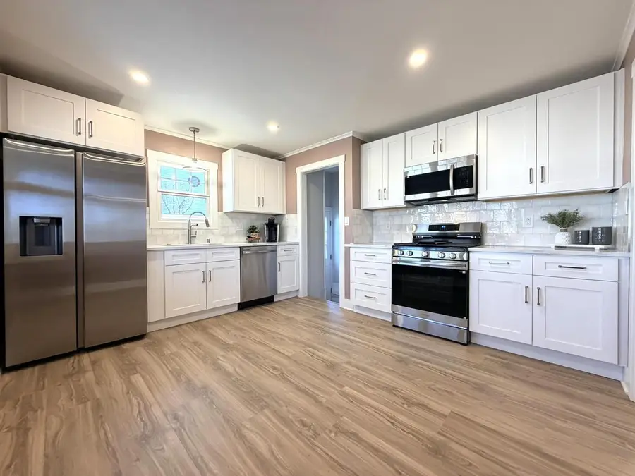 1028 Oakland AVENUE, Waukesha, WI 53186 - #3