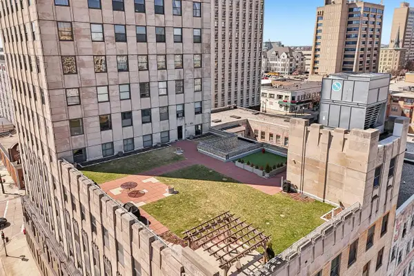 606 W Wisconsin AVENUE #309, Milwaukee, WI 53203