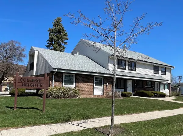 1906 W Salem STREET, Milwaukee, WI 53221