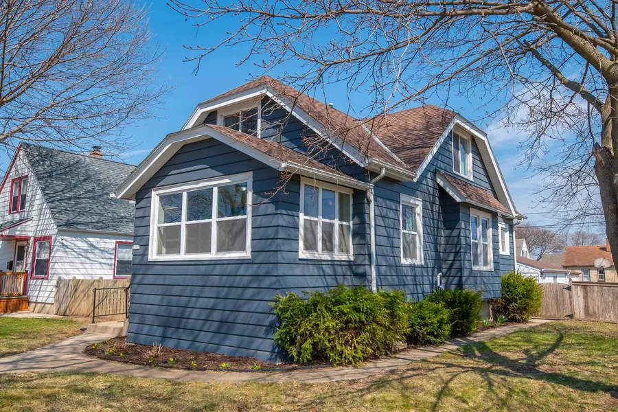 2372 S 66th STREET, West Allis, WI 53219 - #2