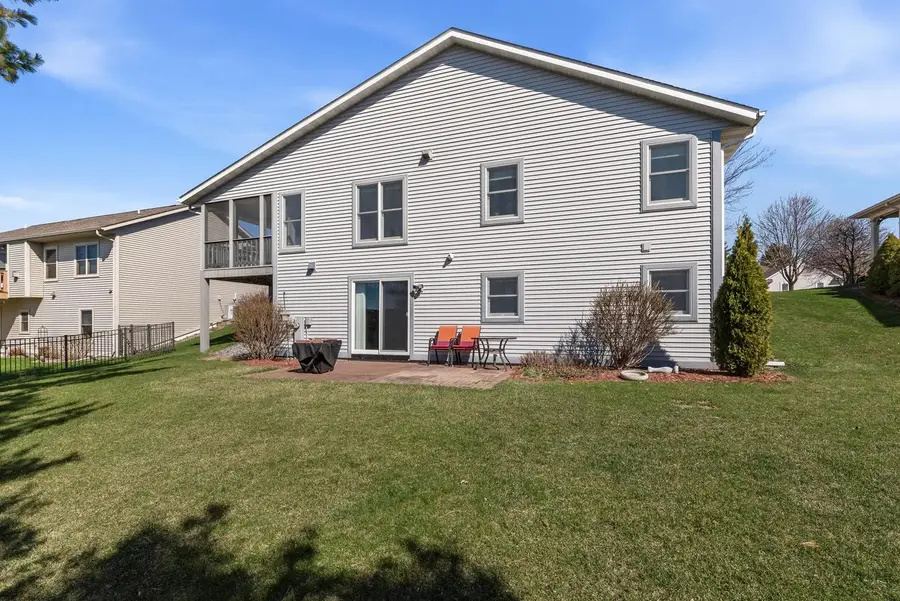 1245 Garfield LANE, Hartford, WI 53027 - #2