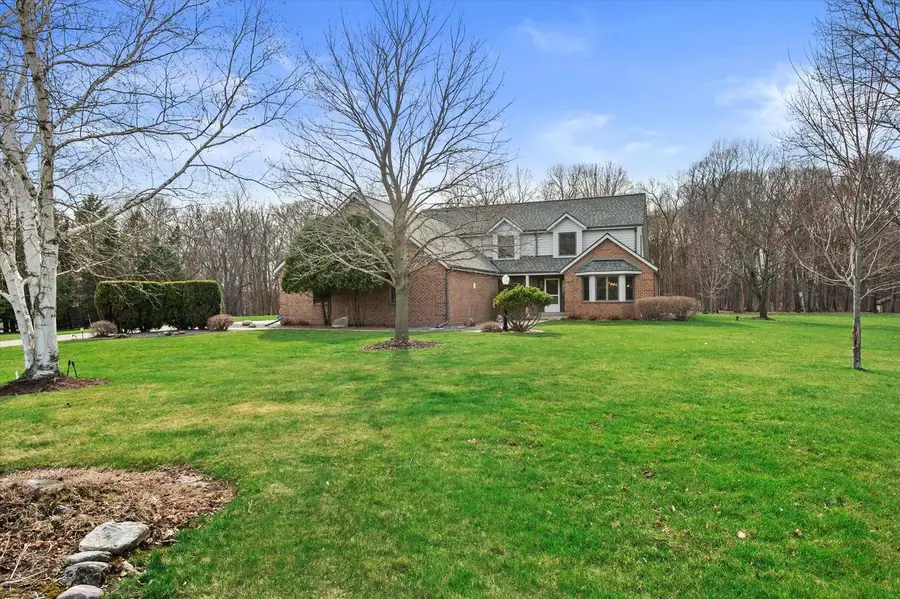 1511 Prairie LANE, Hubertus, WI 53033 - #2