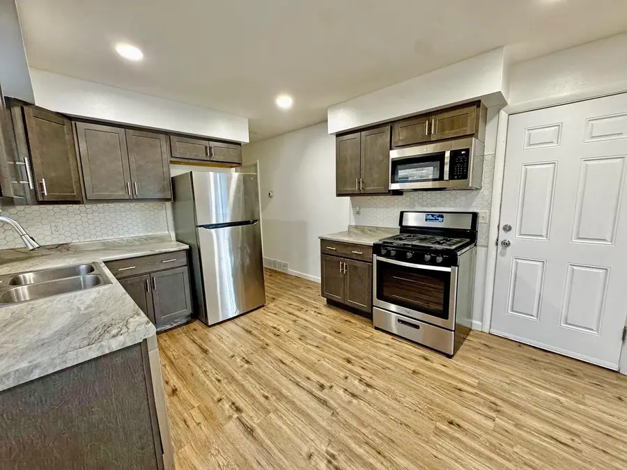 642 S 66th STREET, Milwaukee, WI 53214 - #2