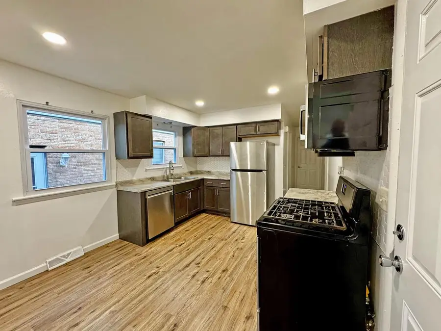 642 S 66th STREET, Milwaukee, WI 53214 - #3