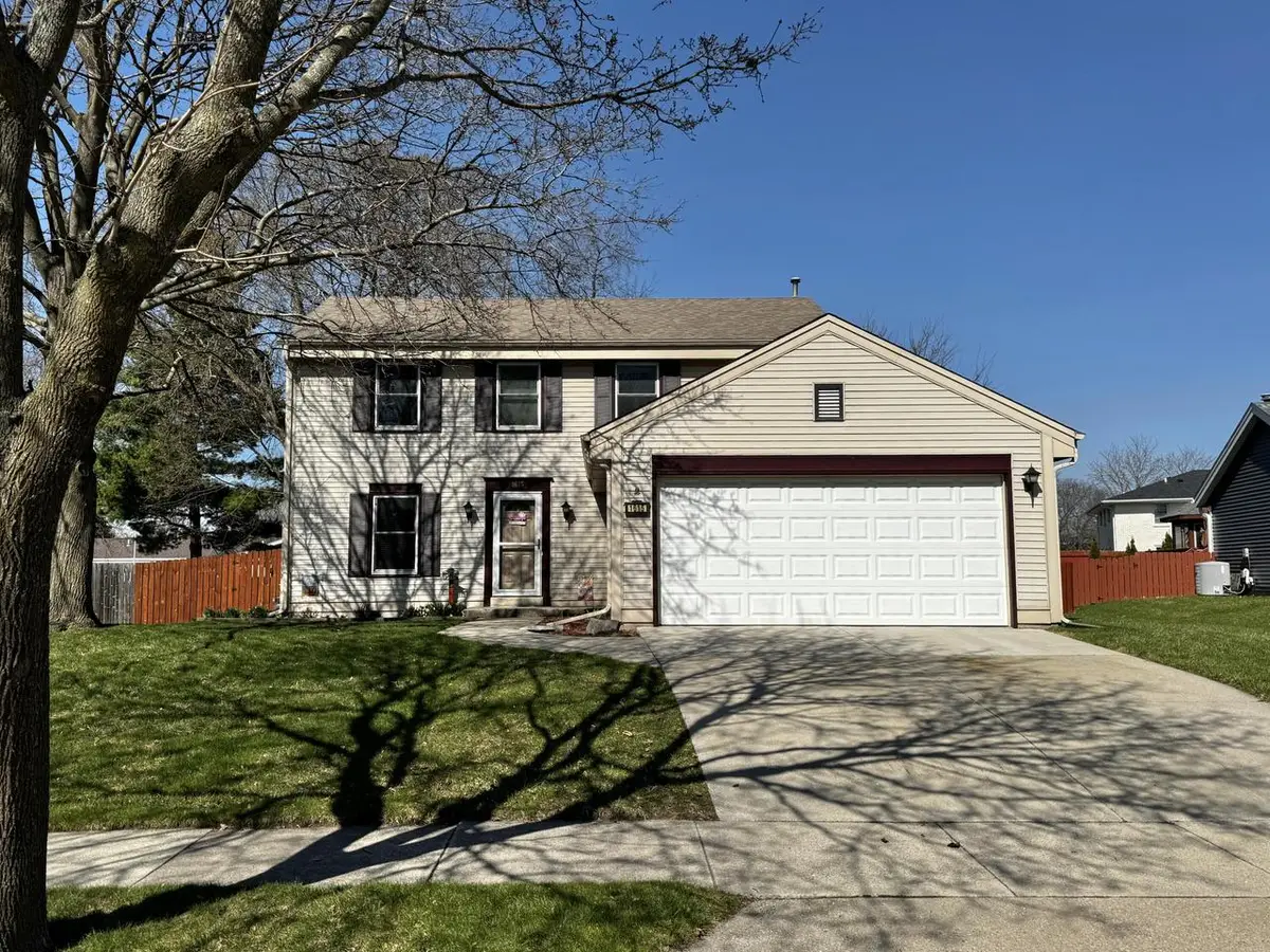1615 Haymarket ROAD, Waukesha, WI 53189 - #1
